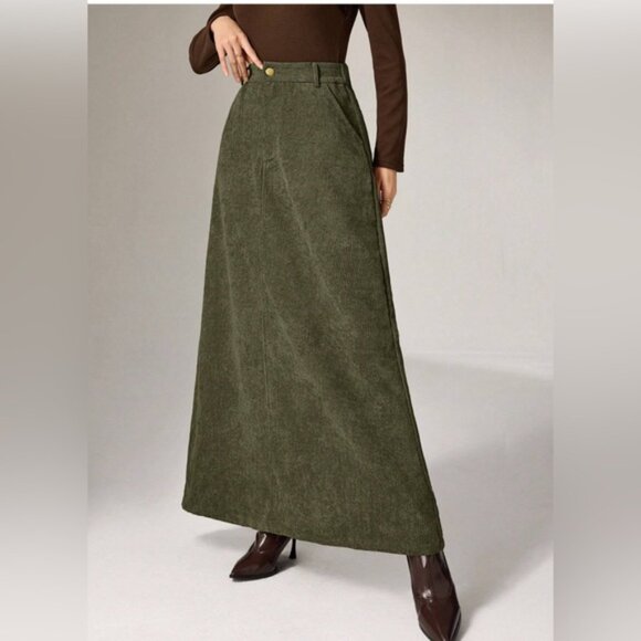 Minimalist Corduroy Skirt Maxi Green - Picture 3 of 8